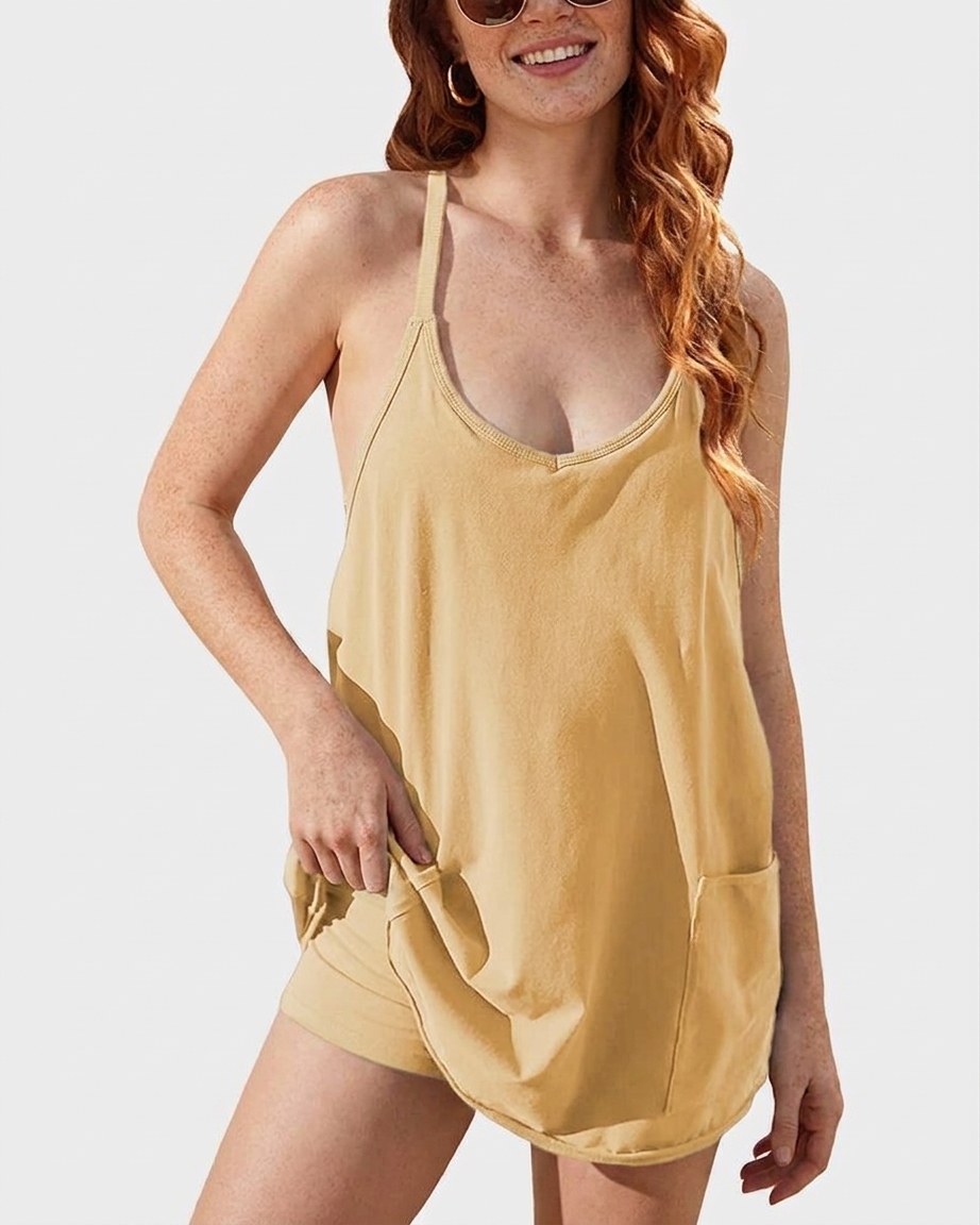Vestido deportivo con short interior